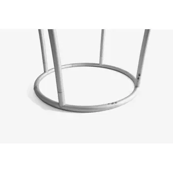 Stand informacyjny w kształcie kielicha