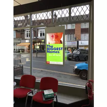 Dwustronny ekran witrynowy, wiszący