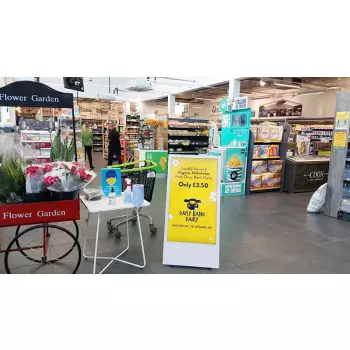 Zewnętrzny potykacz multimedialny 43 cale