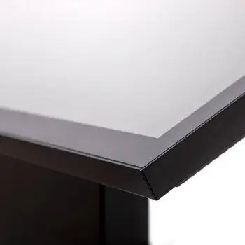 Dotykowy kiosk StreamLine z monitorem 32 cale