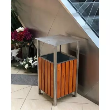 Kosz-Pomyk-I-z-daszkiem-60L