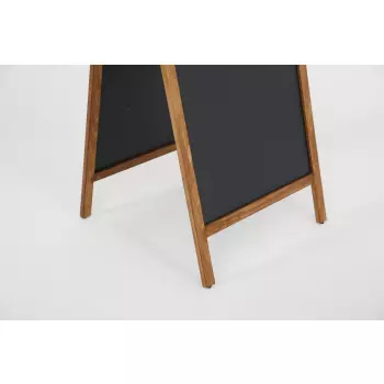 Drewniany zewnętrzny potykacz