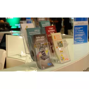 Stojak na ulotki 3xA4