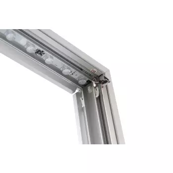 Kaseton wolnostojący RGB 200x200